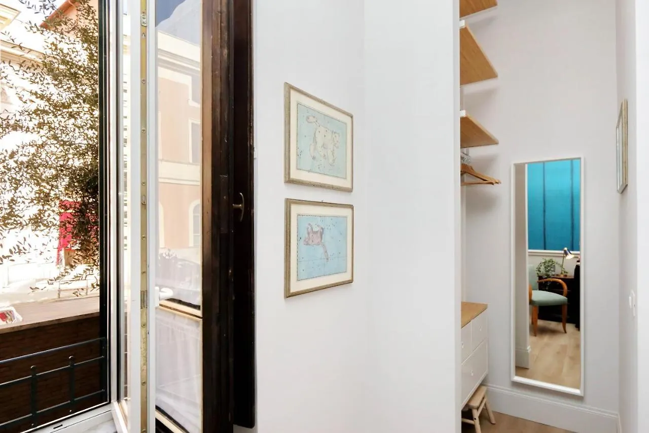 Apartment Ych-Raffinato Appartamento Al Vaticano Rome